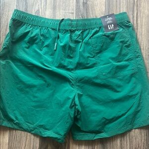 GAP Green Hybrid Shorts